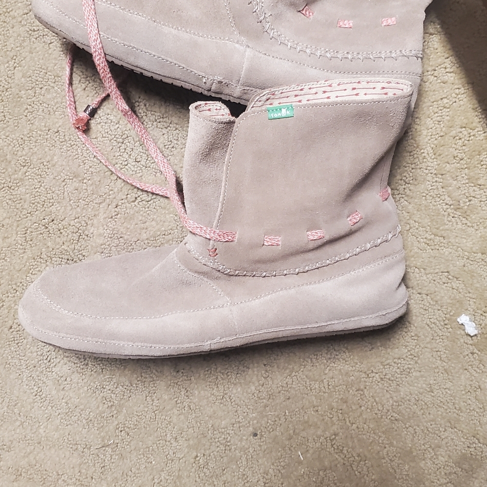 Woman's boots